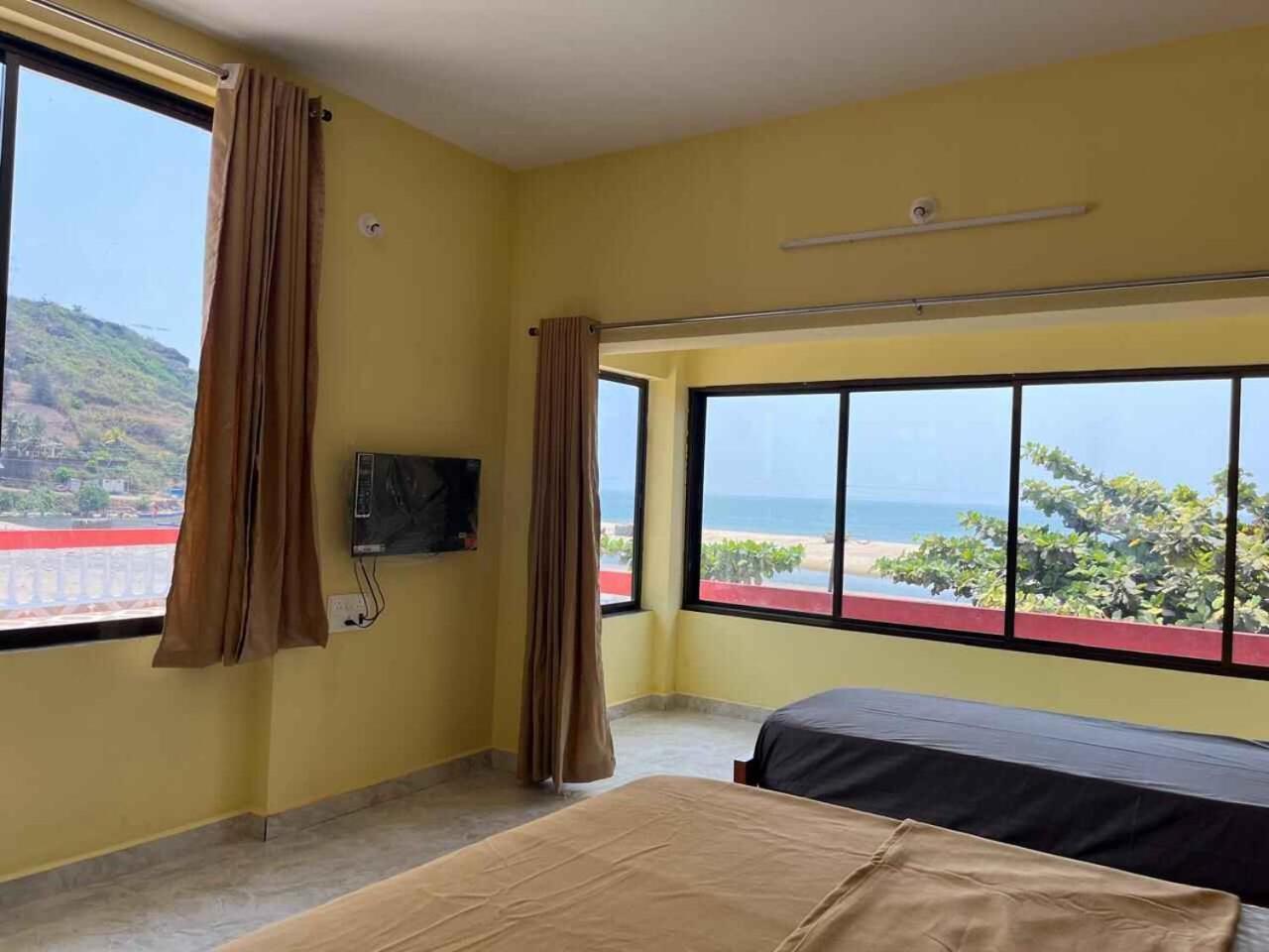 Klub Khavana- The Exclusive Beachfront Resort Vengurla Exterior photo